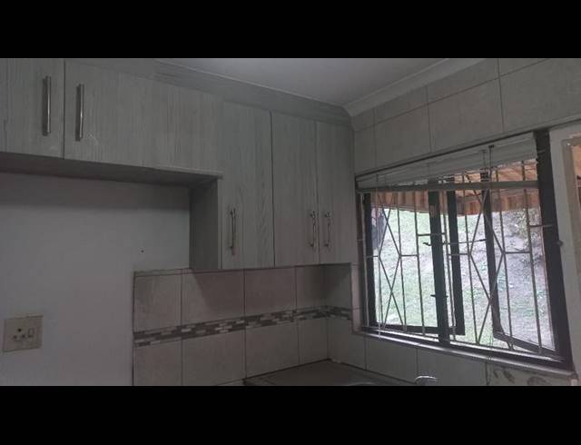 3 BEDROOM HOUSE FOR SALE IN BONELA